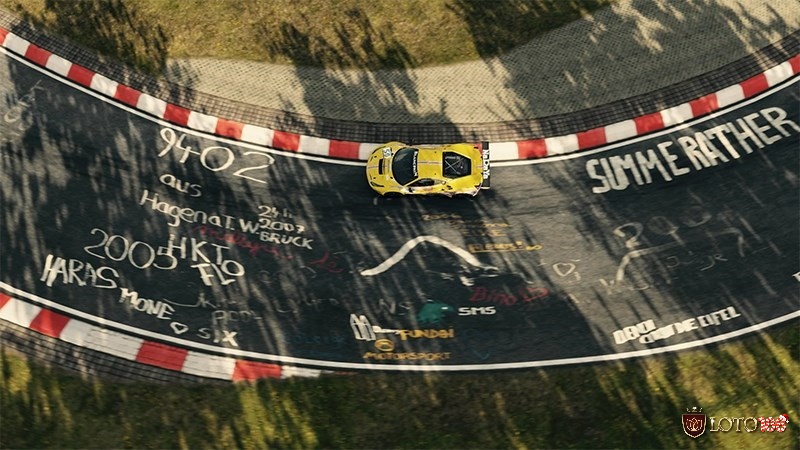 Các địa hình đua xe trong game phong phú và đa dạng với nhiều thử thách khó khăn khác nhau